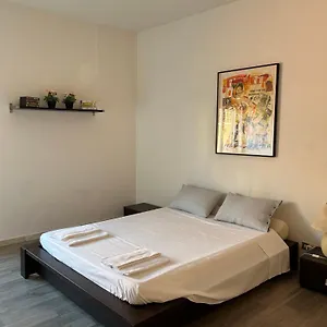 Appartement Via Delle Ghiacciaie House