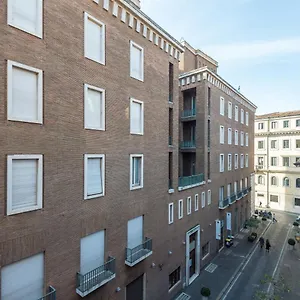 Apartment Ara Pacis Luxury By Caprirooms, Rome