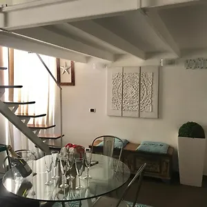 Apartment Trastevere Star, Rome